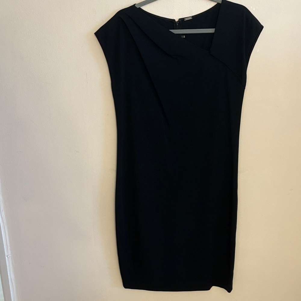 Elie Tahari Elegant Navy Asymmetrical Dress